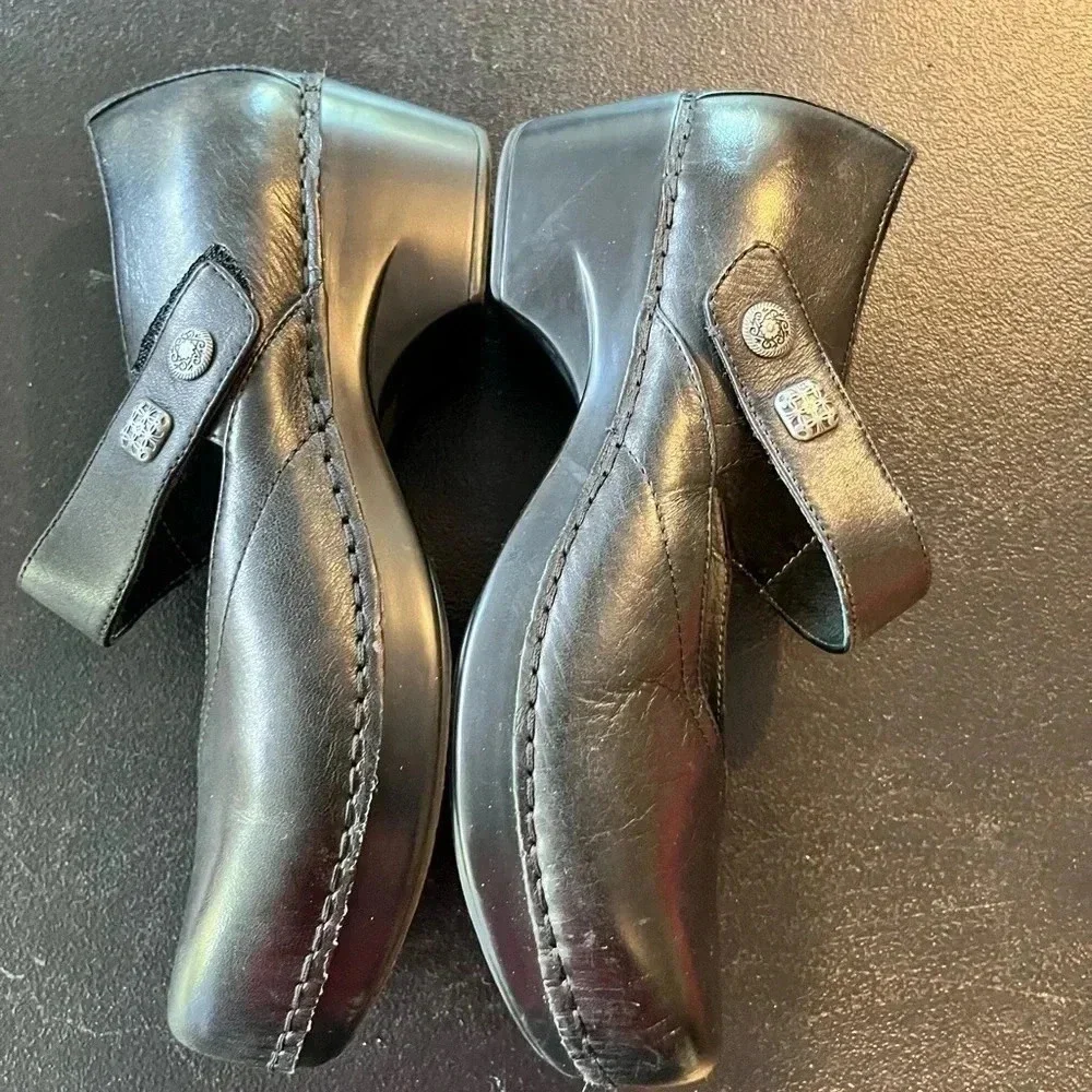 Dansko Clogs - Size 38 - Picture 7 of 7